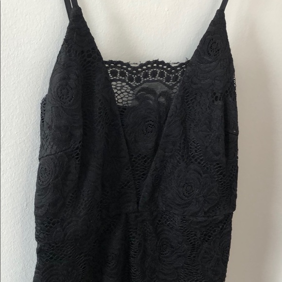 Dotti Bodycon Lace Dress - Picture 2 of 6